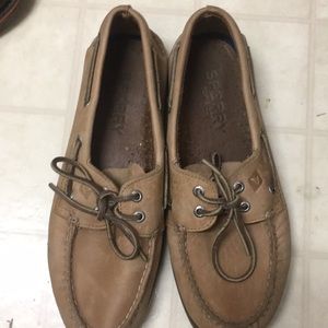 Sperry boat shoes